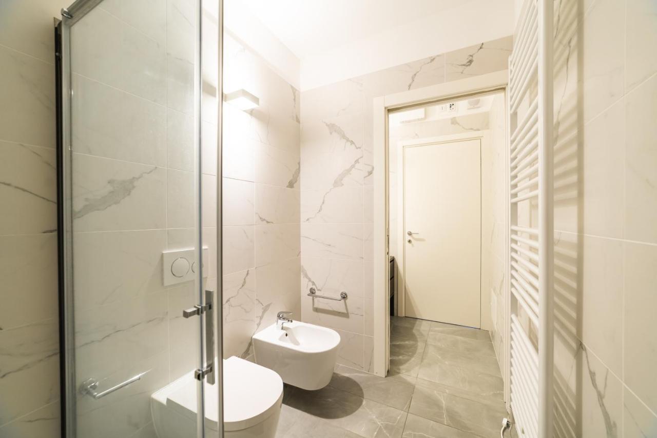 Appartamento Moderno Bilocale 64mq in ART BUILDING Milano Esterno foto